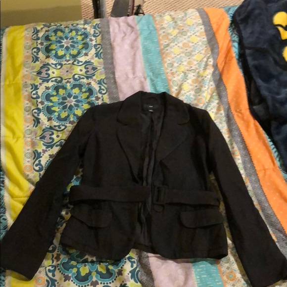 Rare Beautiful Two -piece Skirt Suit - Picture 4 of 8